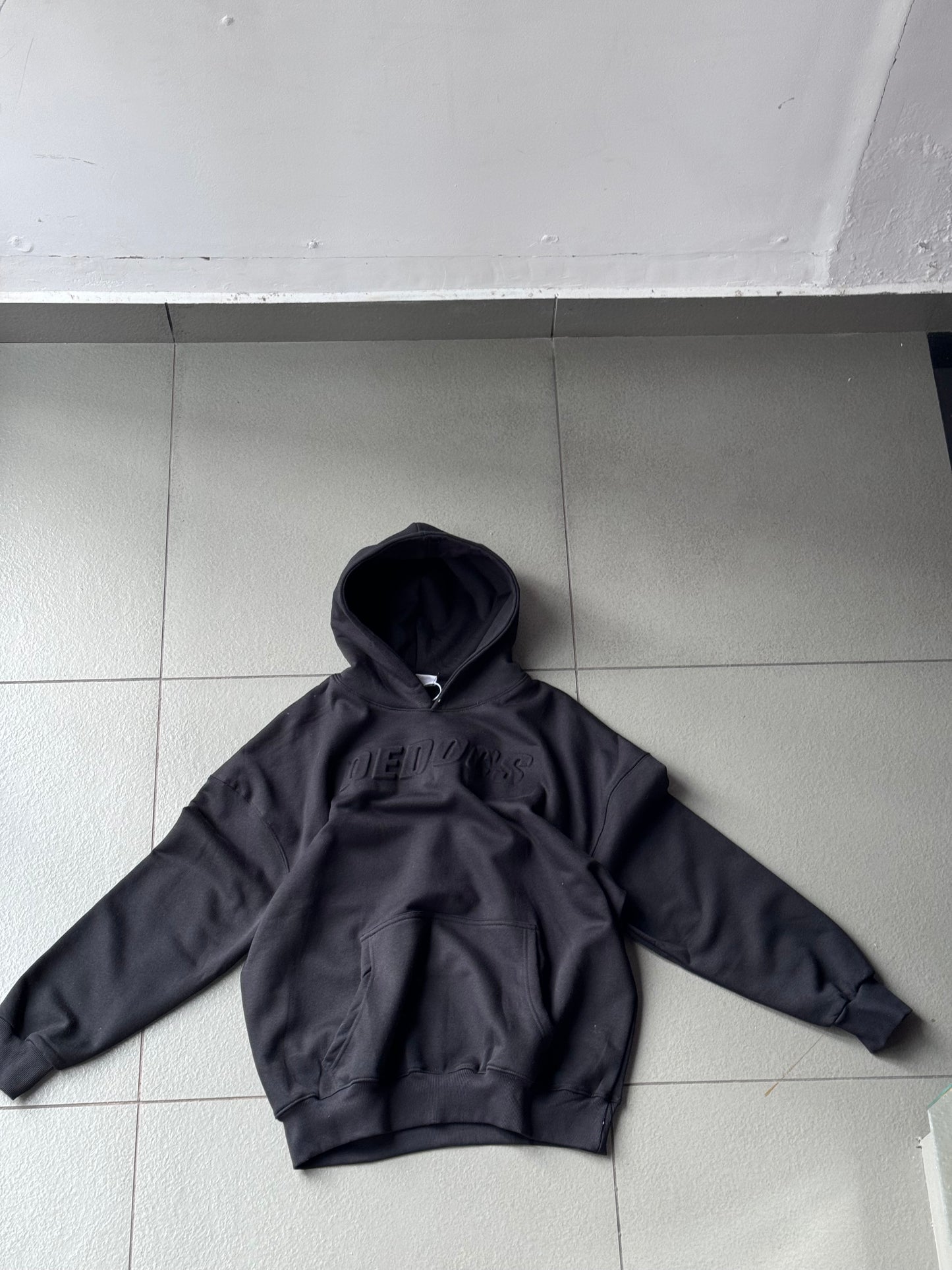 PLAIN HOODIES