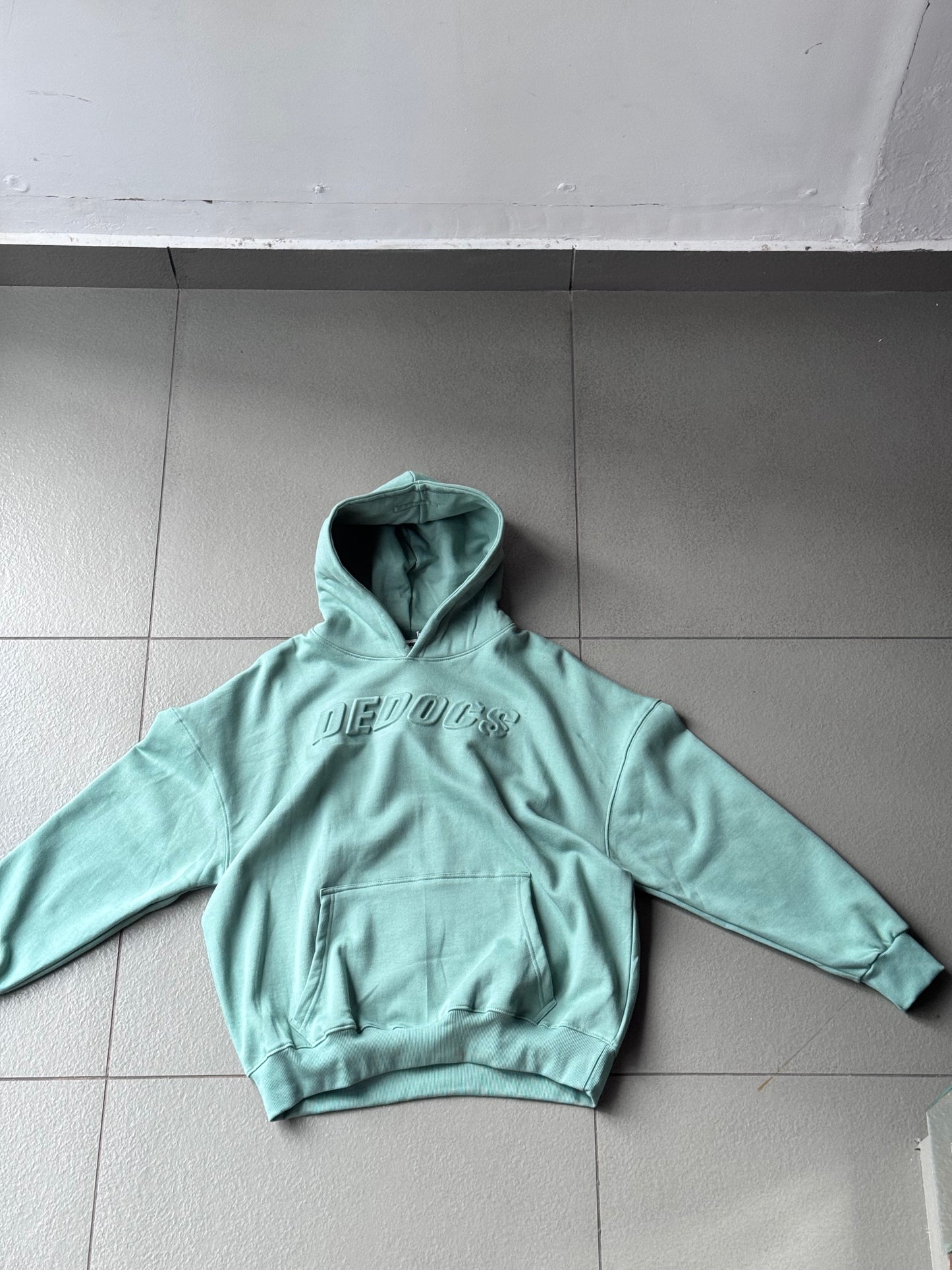 PLAIN HOODIES
