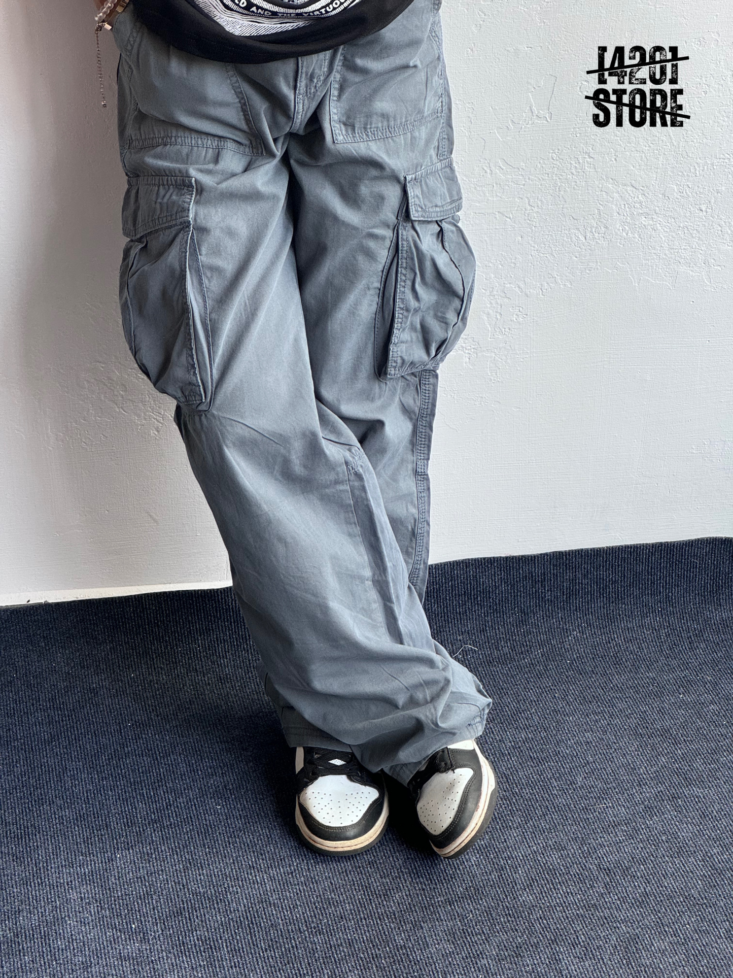 6 POCKET