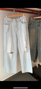TORN JEANS